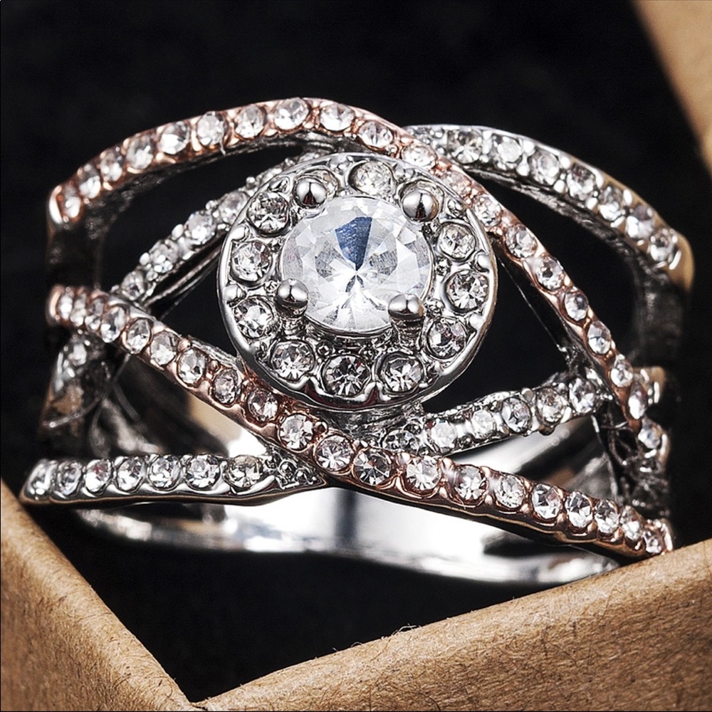 WOMEN’S ROSEGOLD RING